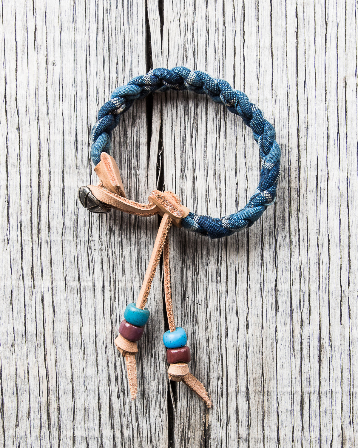 Tenable Crafts Indigo Braid and Silver Concha Button Bracelet #185