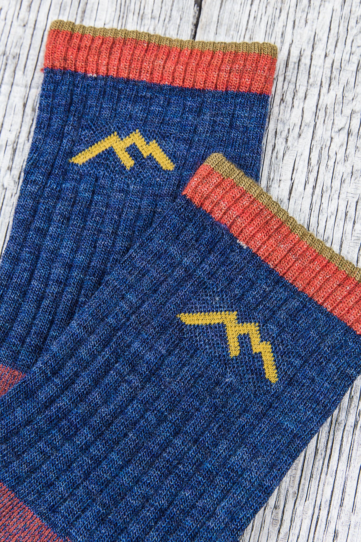 Darn Tough 1466 Denim Wool Socks Hiker Micro Crew Sock Cushion