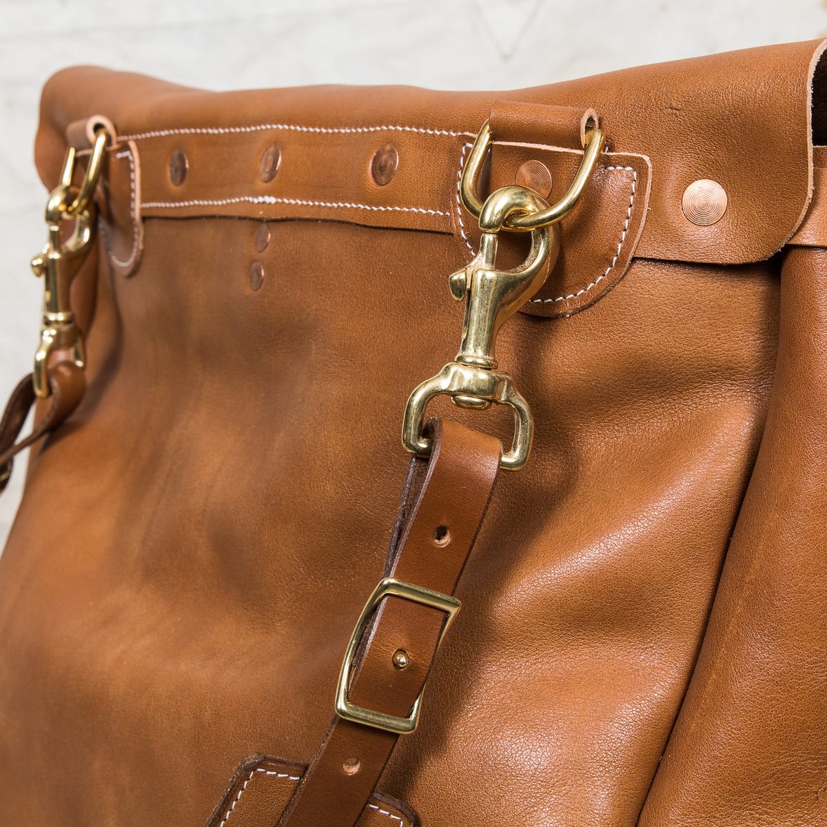Blue Highway Messenger Bag Veg Tan Leather Cognac