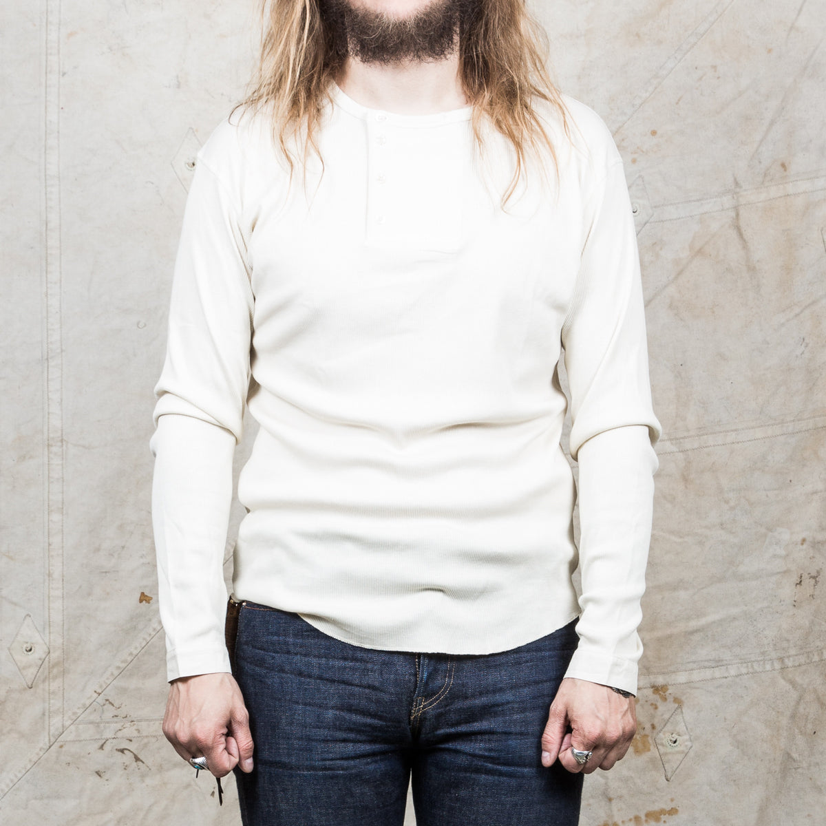 Indigofera Hank Granddad Vintage White