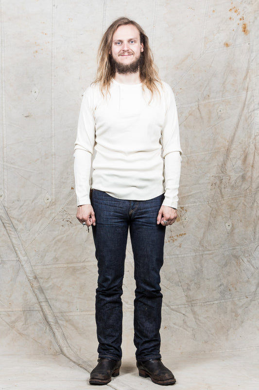 Indigofera Hank Granddad Vintage White