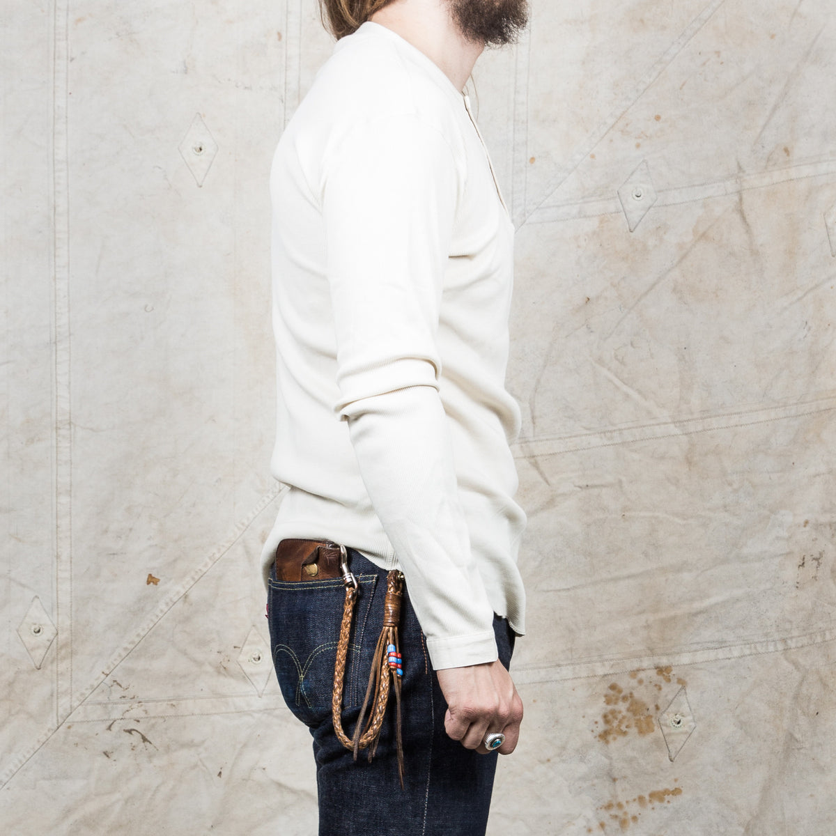 Indigofera Hank Granddad Vintage White