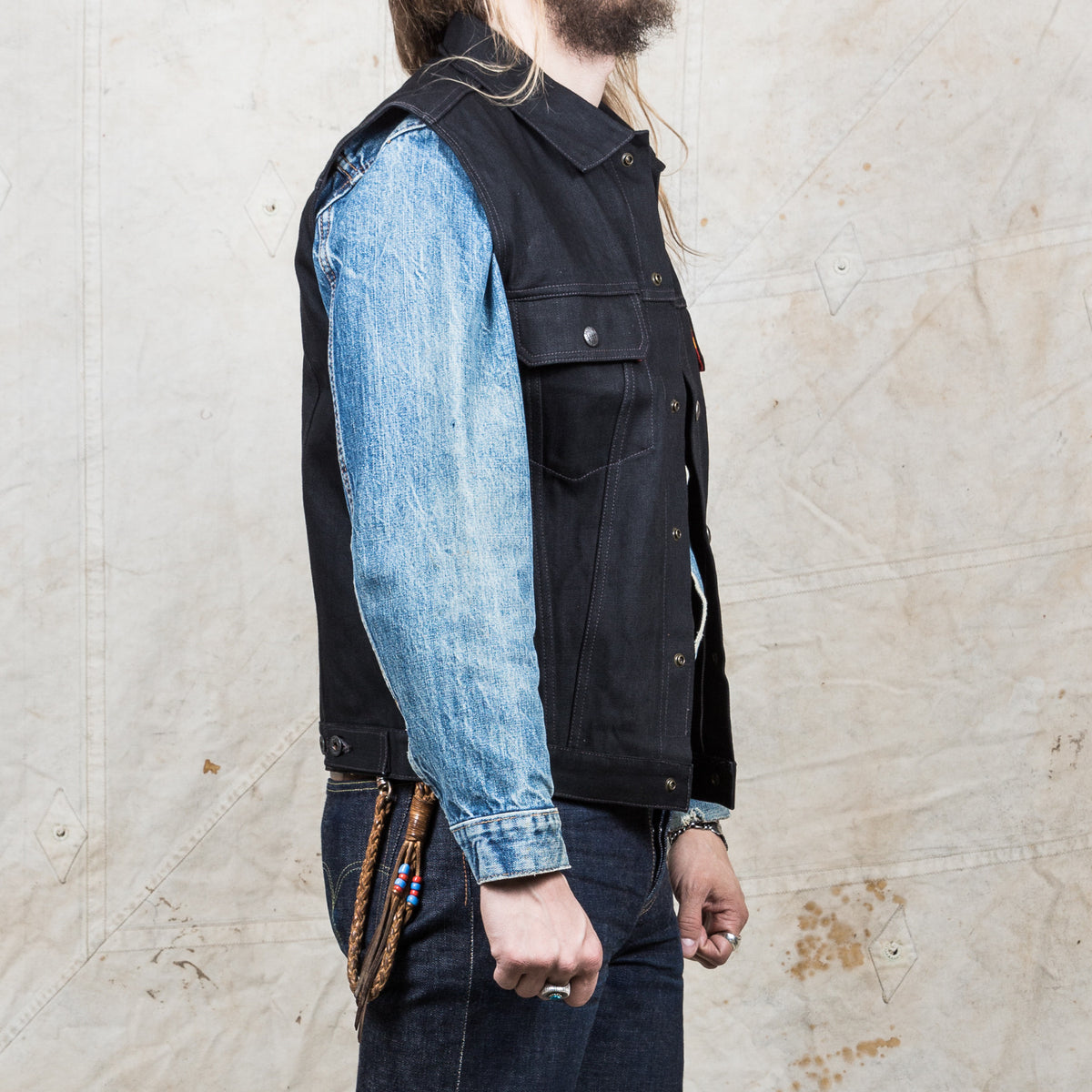 Indigofera Gunnar Vest Gunpowder Black