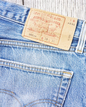 Vintage 1990's Made In USA 501 Levi's Jeans W38 No. 2