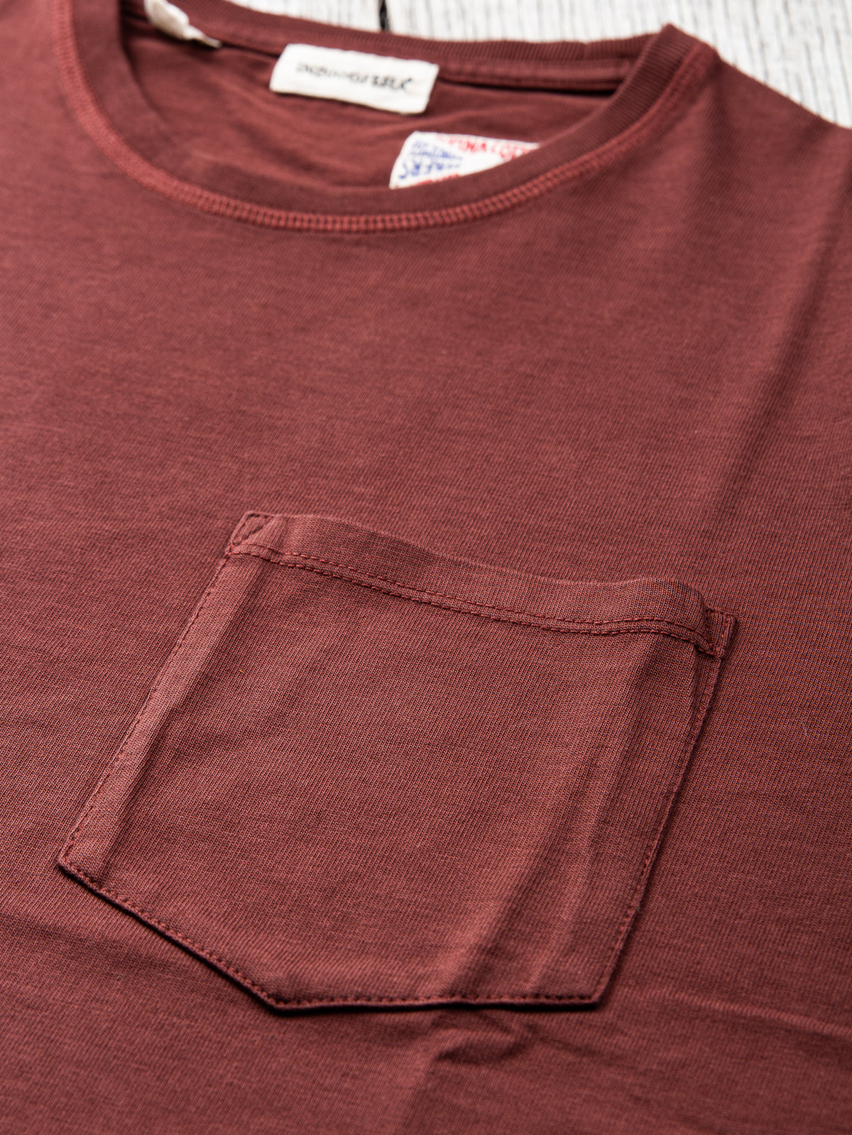 Indigofera Wilson Pocket T-Shirt Sassafras Red