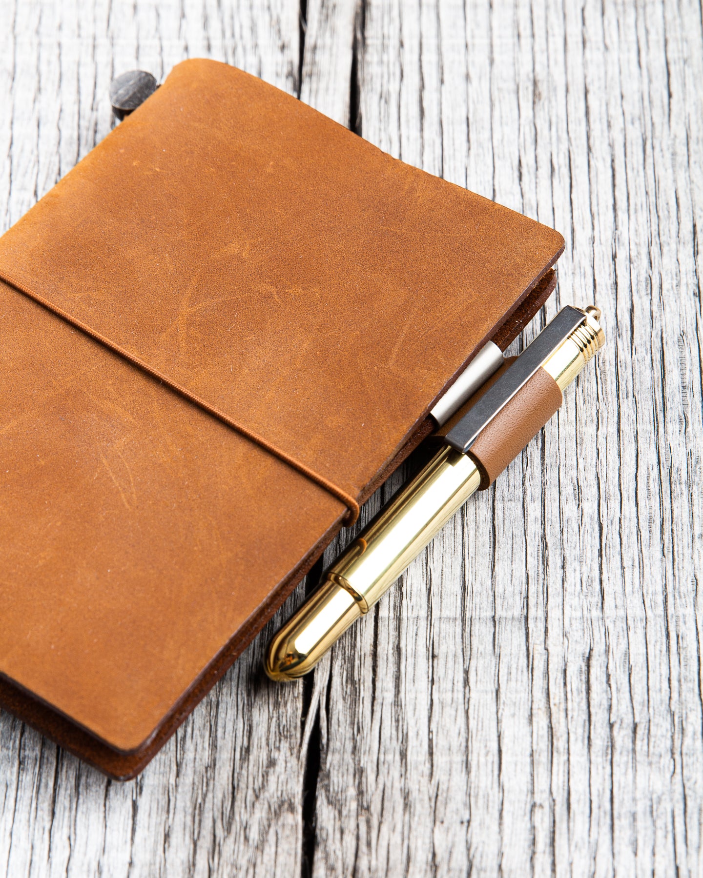 Traveler’s Company #016 Pen Holder (M) Camel