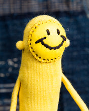  Putpet Tall Smile Wire Doll Yellow