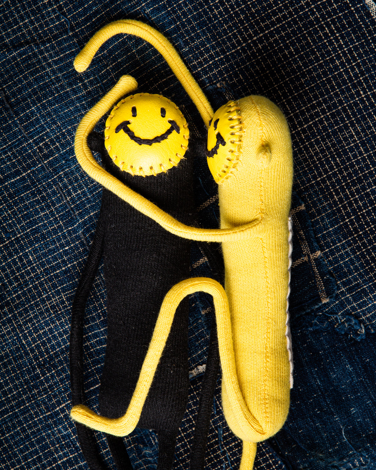 Putpet Tall Smile Wire Doll Black