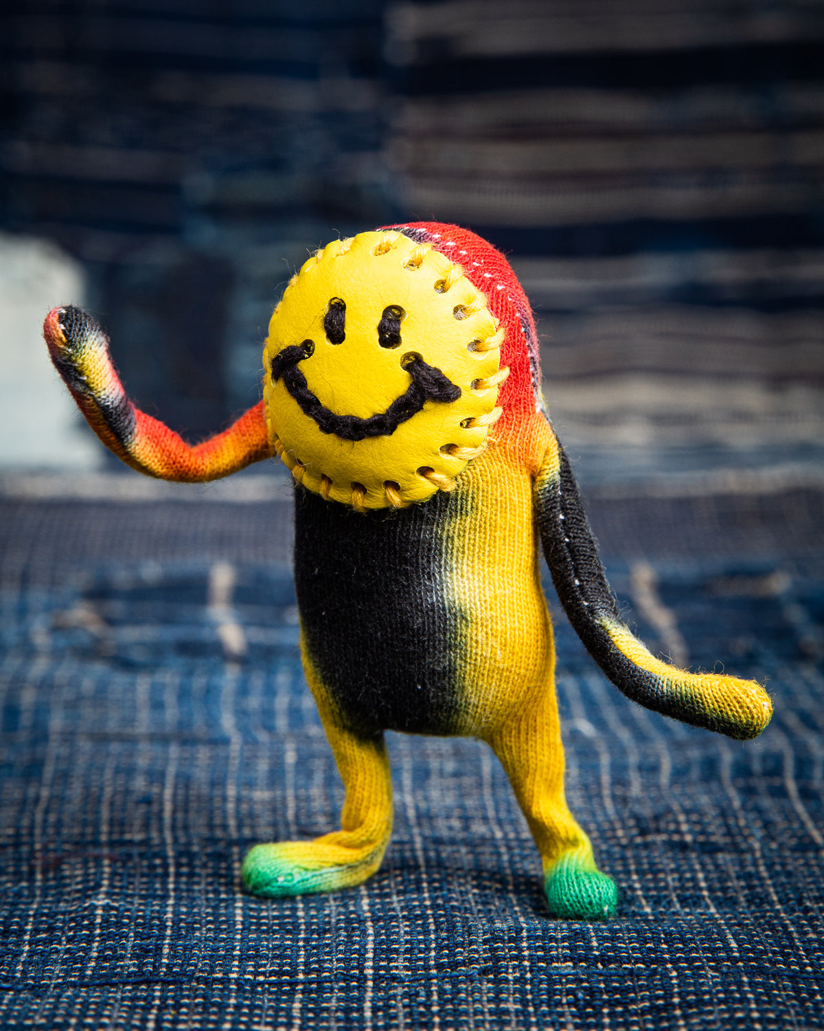 Putpet Mini-smile Badge Tie Dye