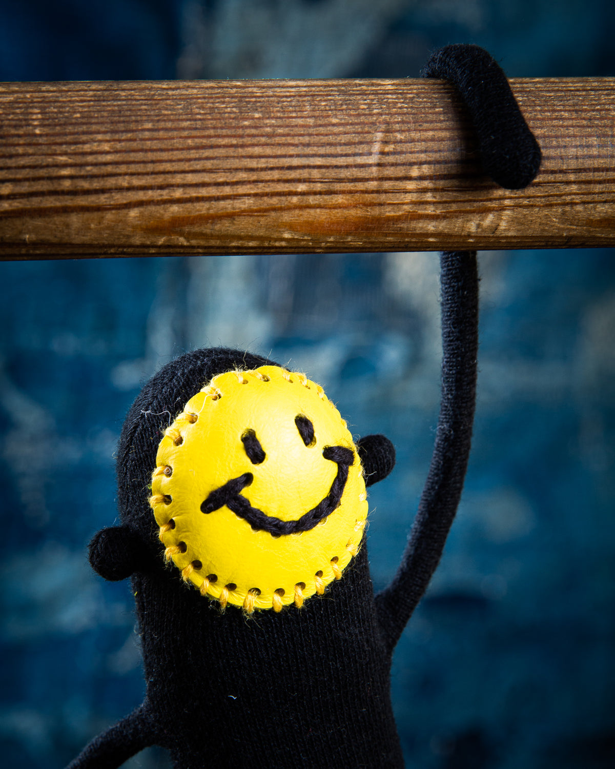 Putpet Tall Smile Wire Doll Black