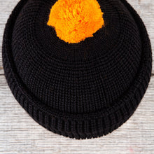 Heimat Mechanics Bobble Wool Hat Schwarz / Rescue Orange