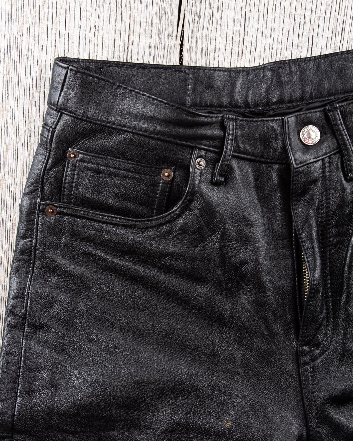 Second Hand Levi’s Leather Pants W31 L 34