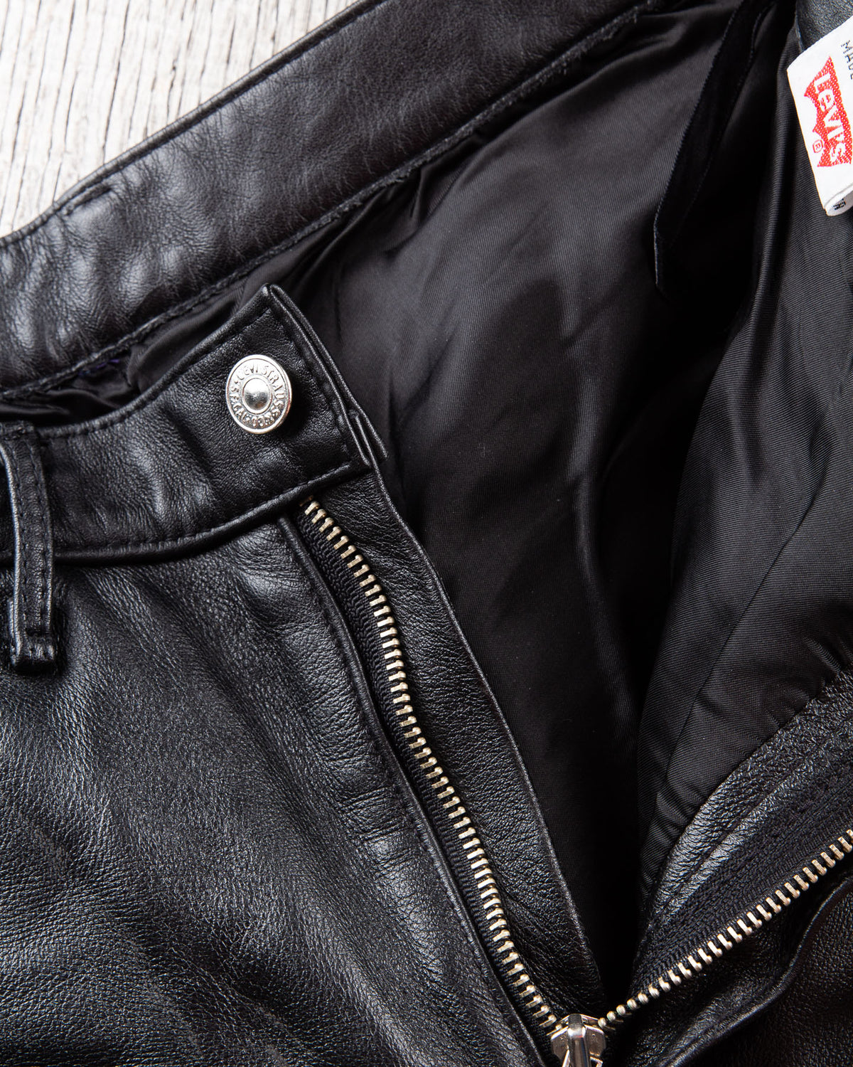 Second Hand Levi’s Leather Pants W31 L 34