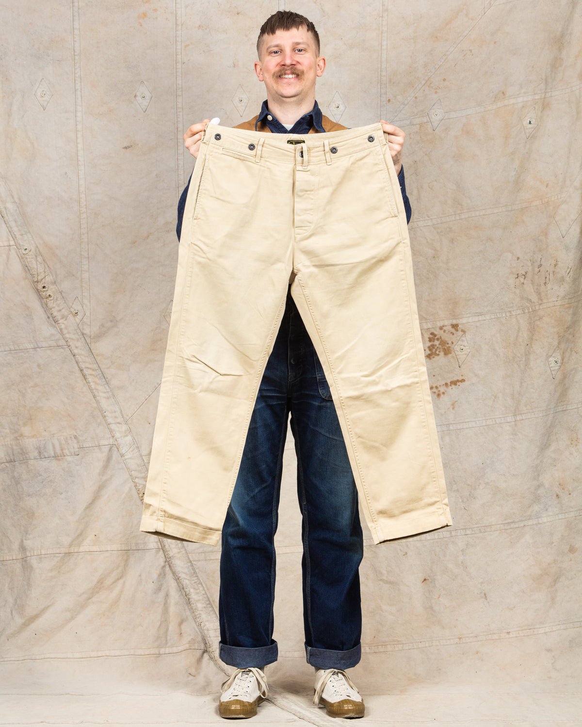 Second Hand LVC 20's Chinos W31
