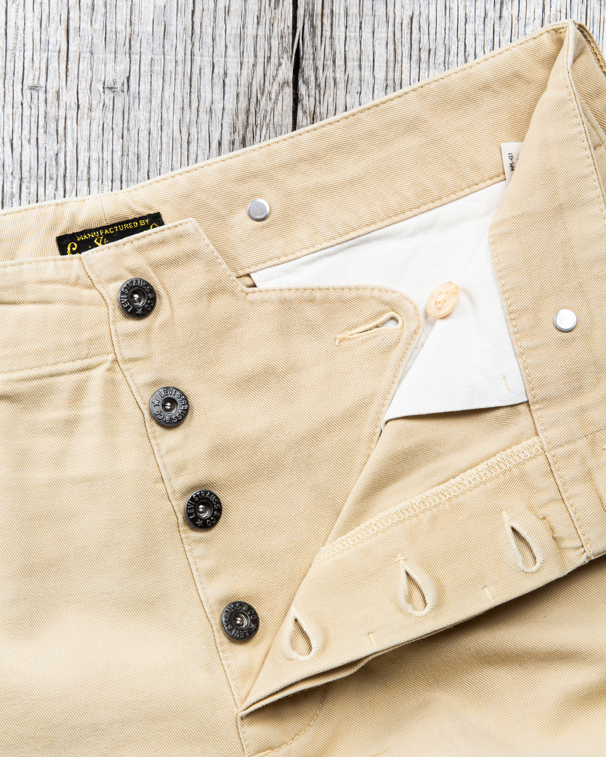 Second Hand LVC 20's Chinos W31