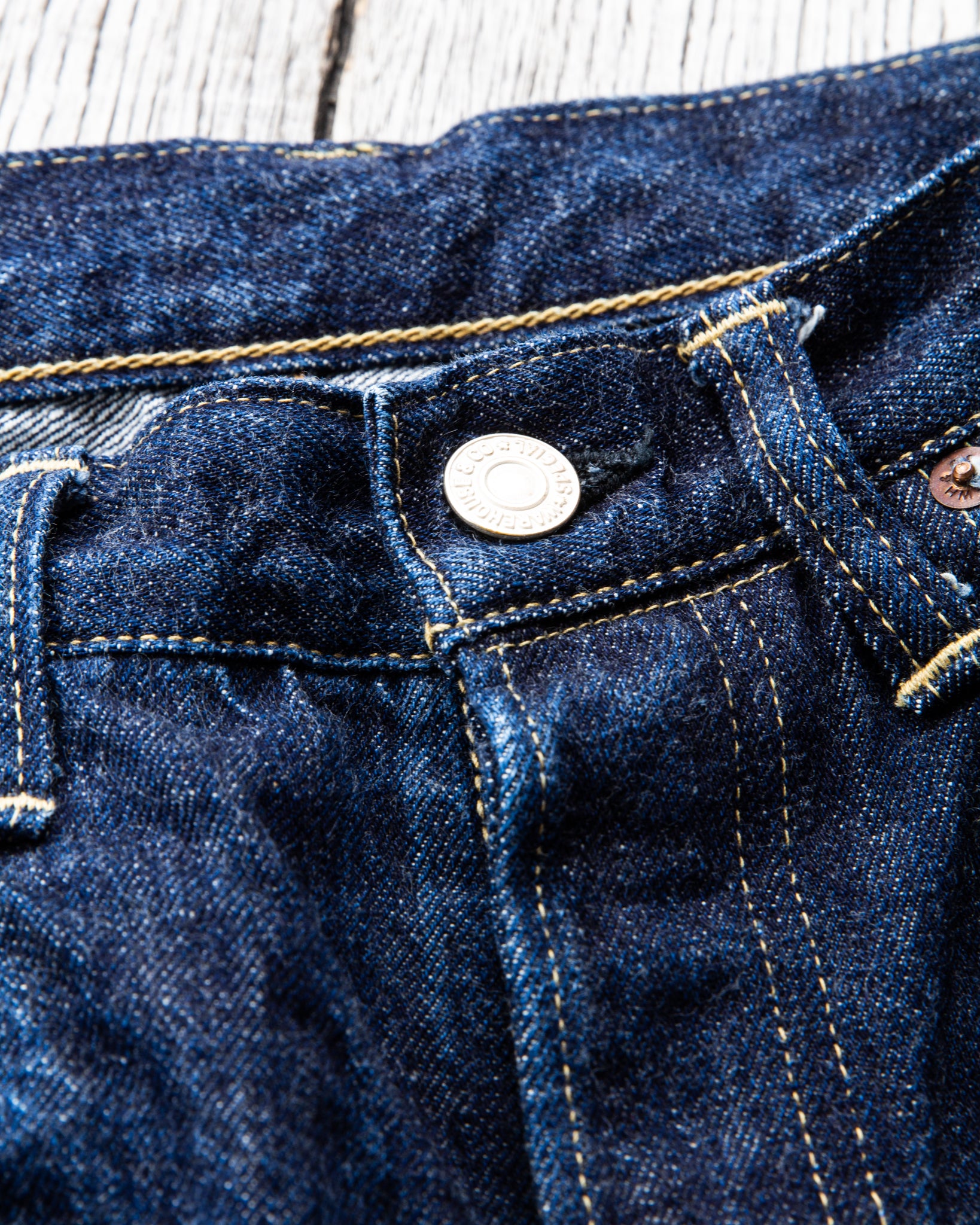 Second Hand Warehouse & Co Lot. 1001XX Jeans – Second Sunrise