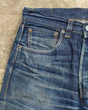 Second hand Levi's Vintage Clothing 1947 501XX W32/L34 Made in USA