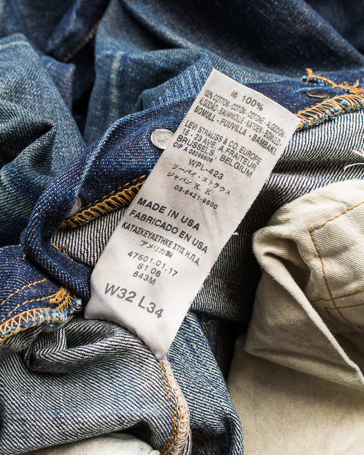 Second hand Levi's Vintage Clothing 1947 501XX W32/L34 Made in USA