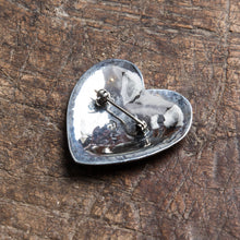 Larry Smith OT-P0116 Heart Silver Pin
