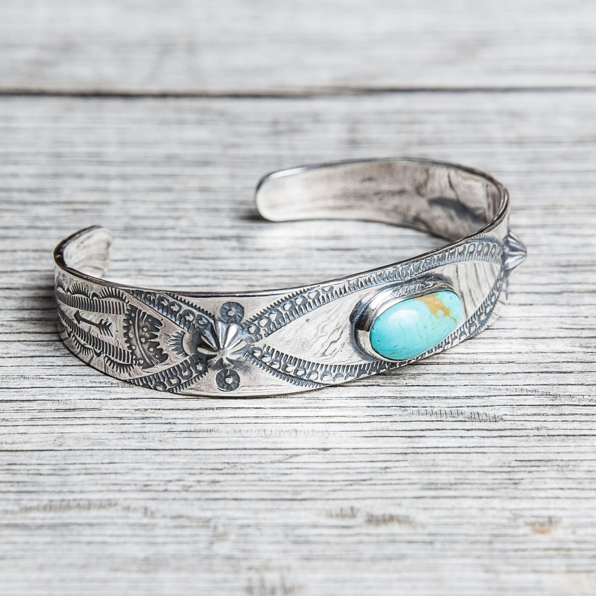 Larry Smith BR-0026 Turquoise Silver Bracelet