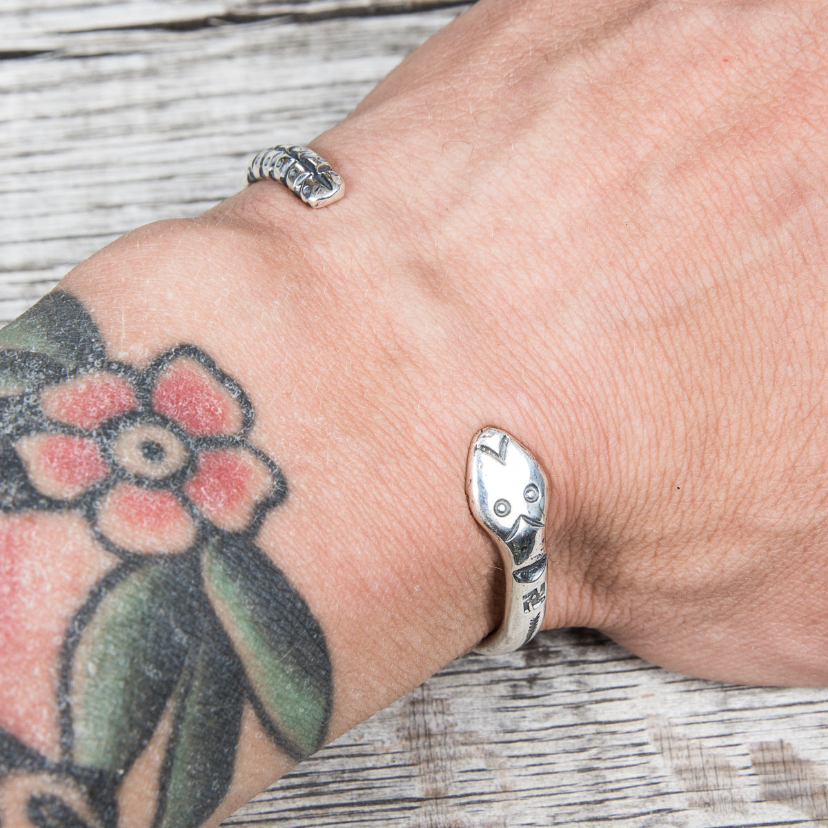 Larry Smith Rattlesnake Bangle BR-0132