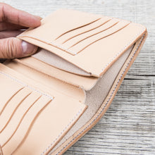 Lone Wolf Leathers Handmade Medium Wallet Natural