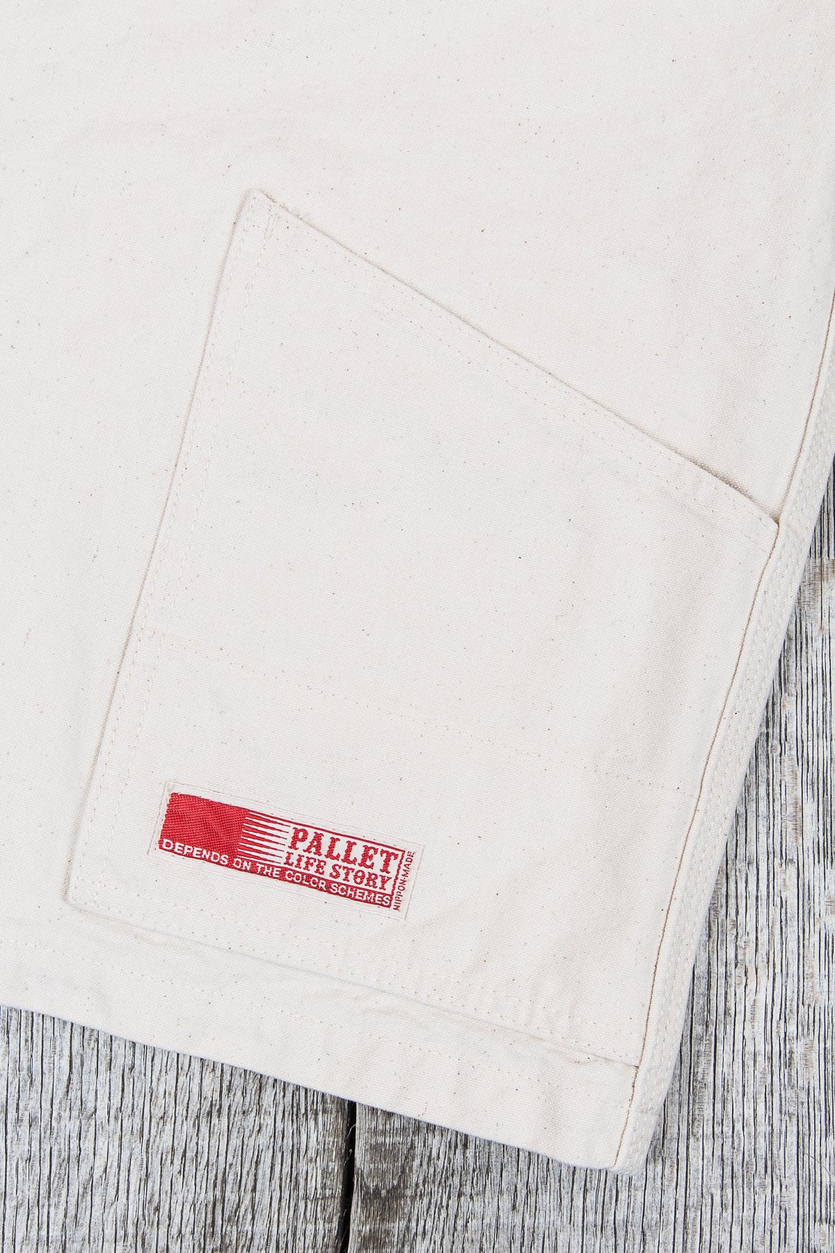 Pallet Life Story White Canvas Painter Jacket