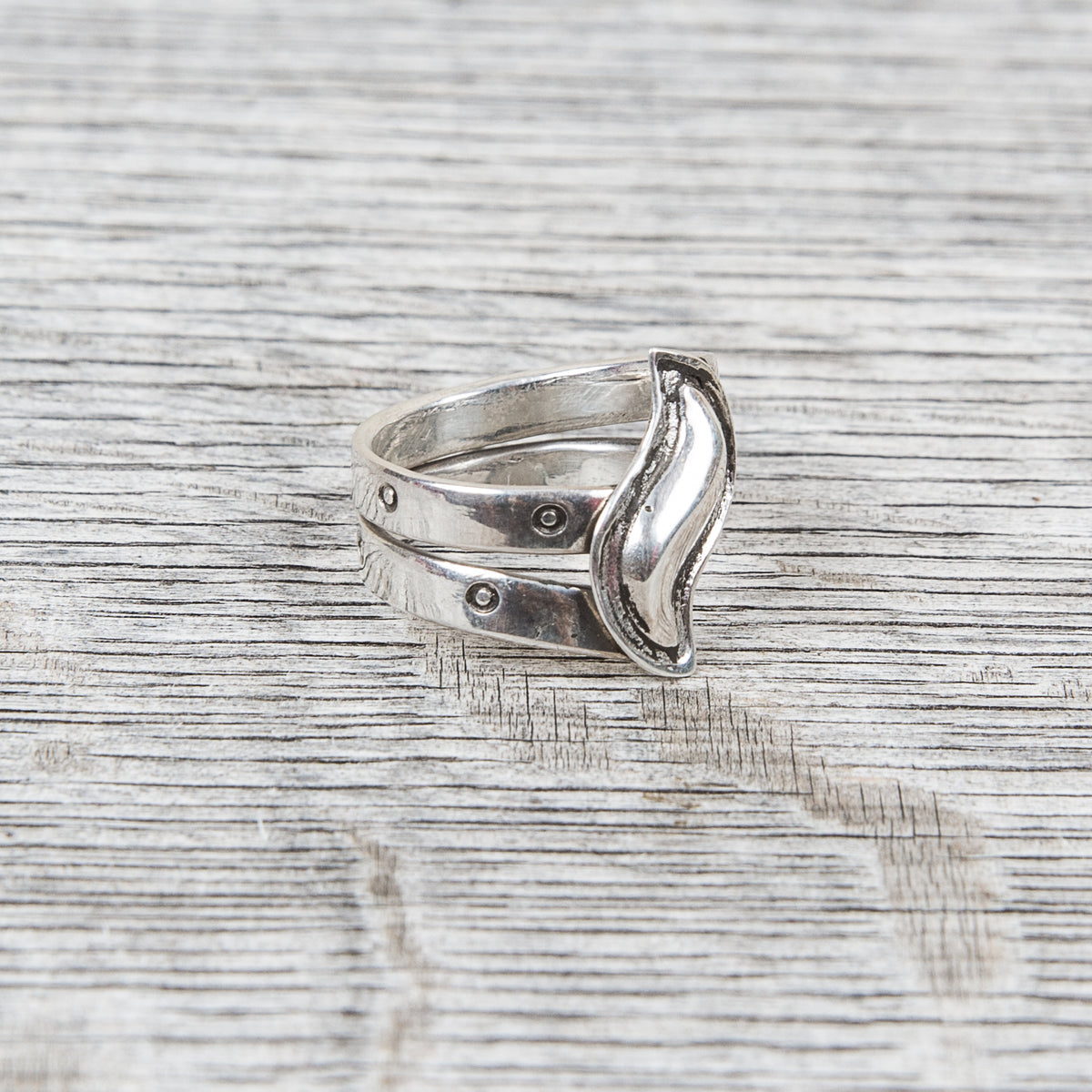 Tenable Crafts Wrap Around Silver Ring #112