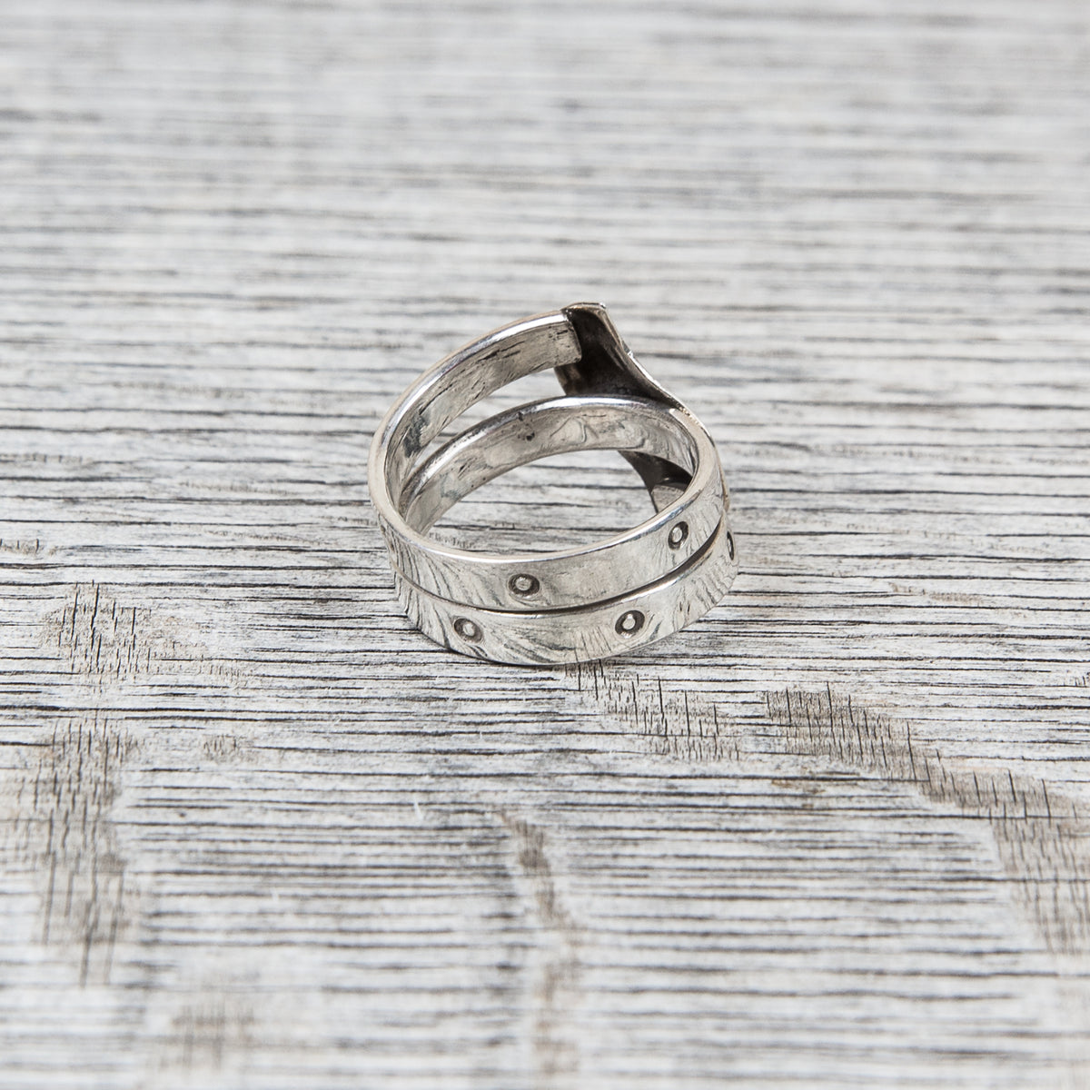 Tenable Crafts Wrap Around Silver Ring #112