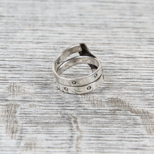 Tenable Crafts Wrap Around Silver Ring #112