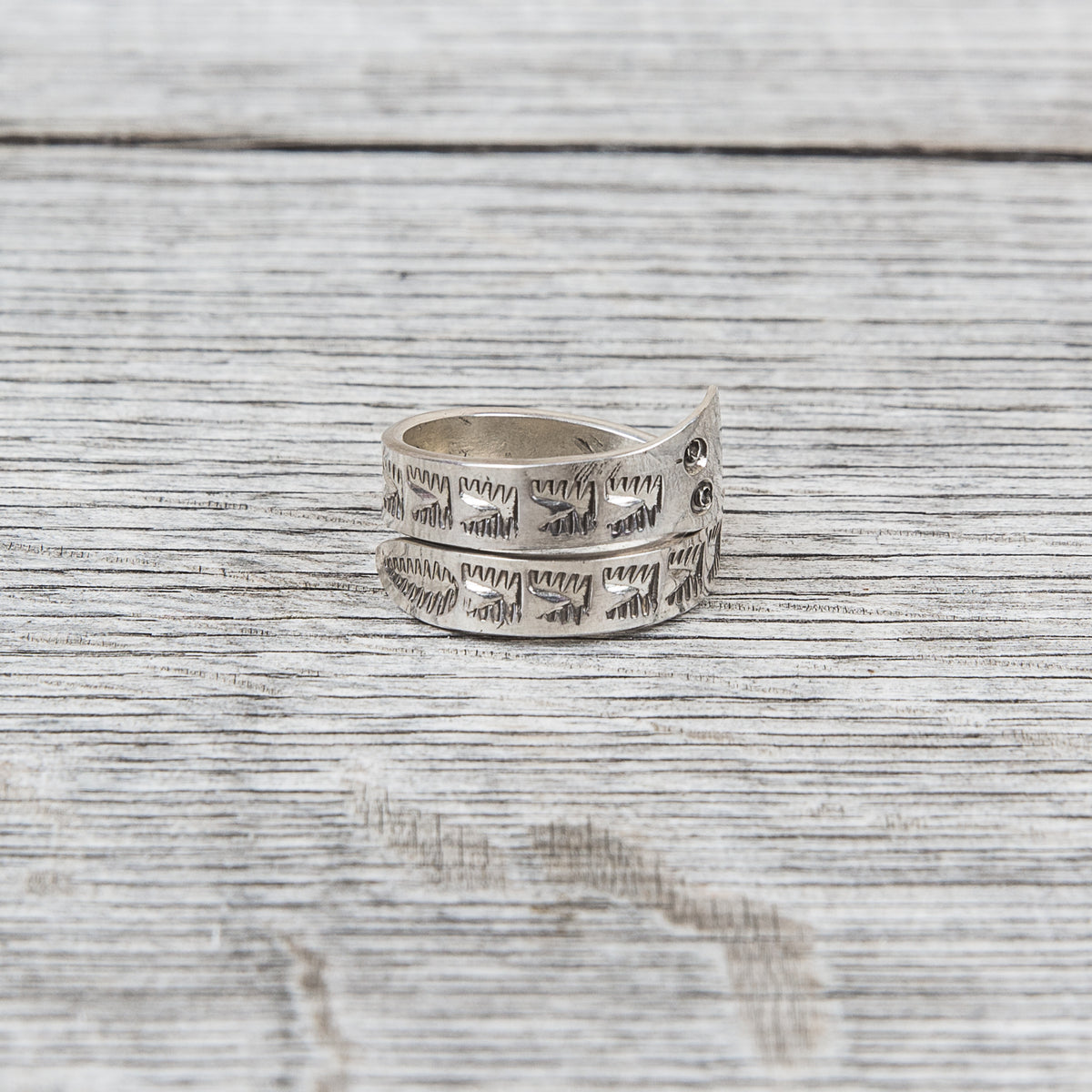 Tenable Crafts Snake Silver Ring #104