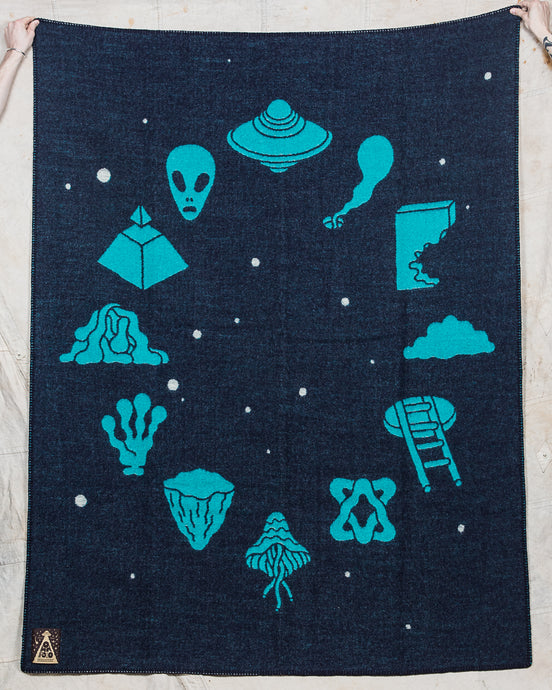 Omnipollo × Indigofera Generation Blanket Zodiak