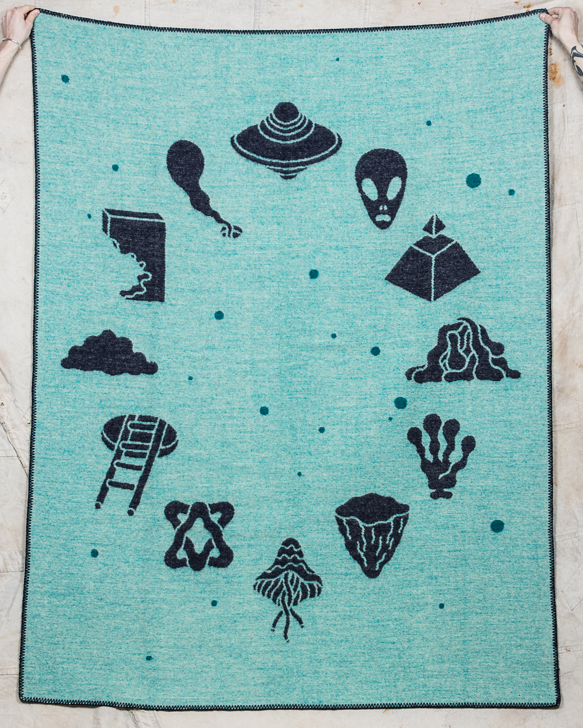 Omnipollo × Indigofera Generation Blanket Zodiak