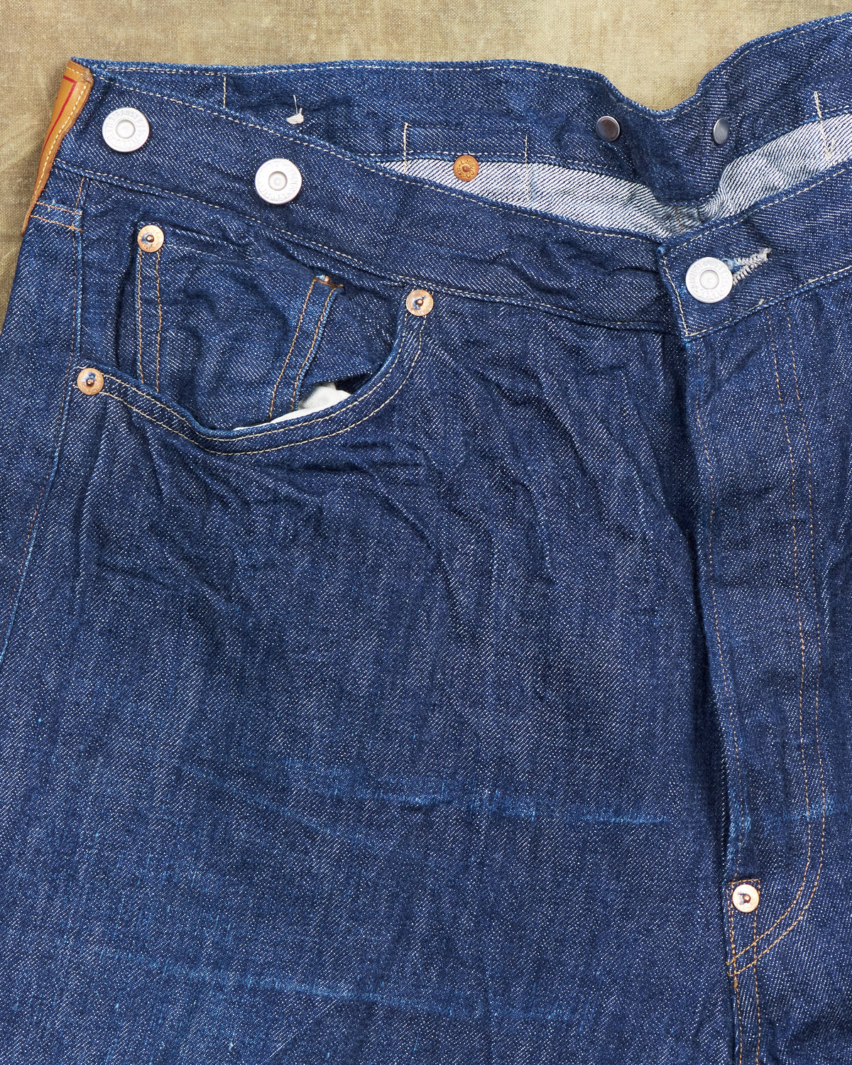 Second Hand Levi's Vintage Clothing Made in USA 1915 501XX W 38 / W 34