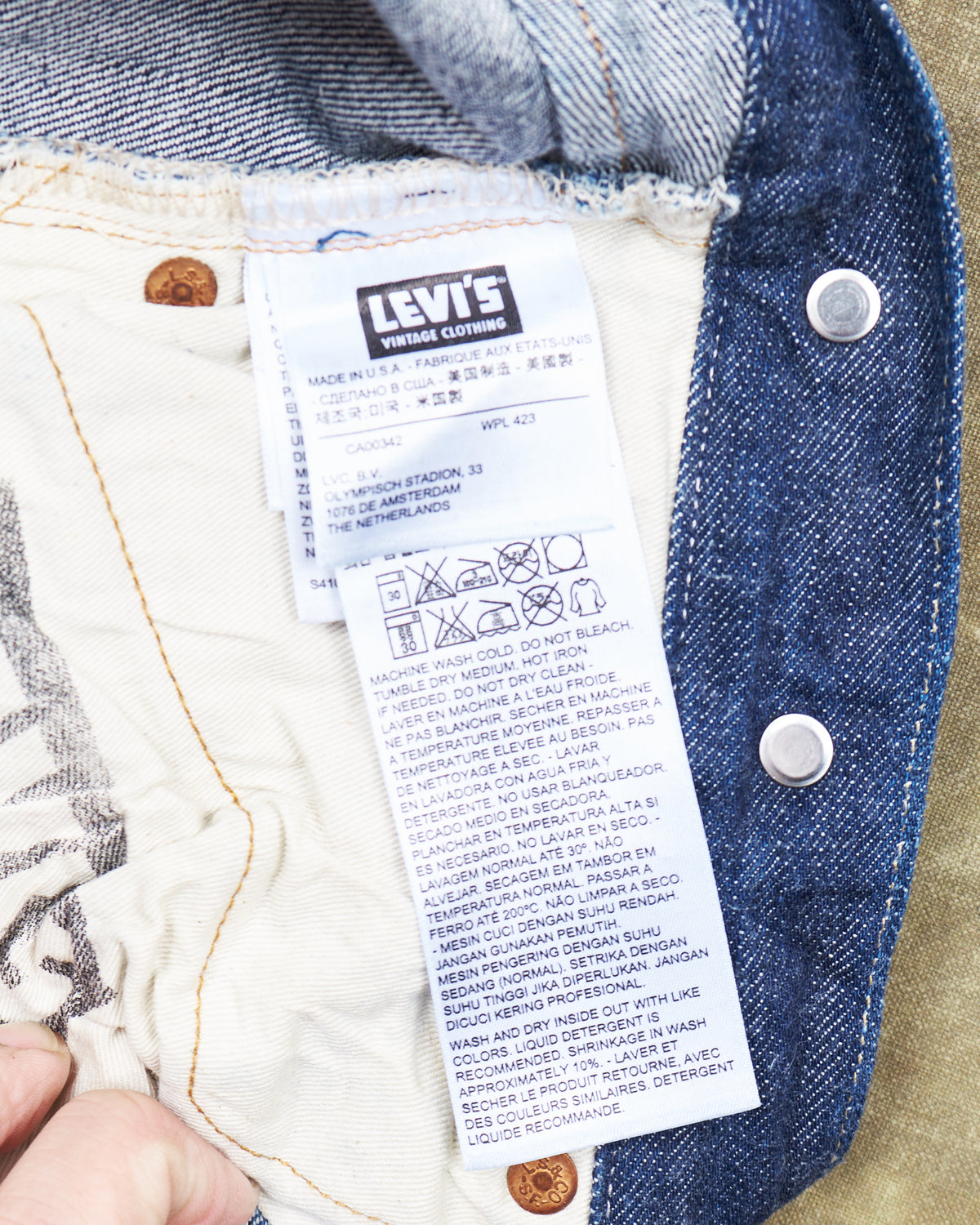 Second Hand Levi's Vintage Clothing Made in USA 1915 501XX W 38 / W 34