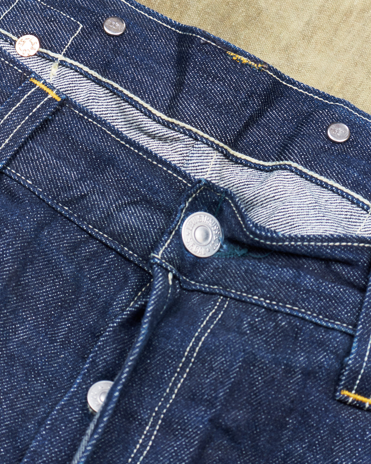 Second hand Levi's Vintage Clothing Made in USA 1927 501XX W 36 / L 34