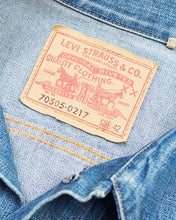 Second Hand Levi's Vintage Clothing 60's 70505-0217 Tiger Embroidered Denim Jacket