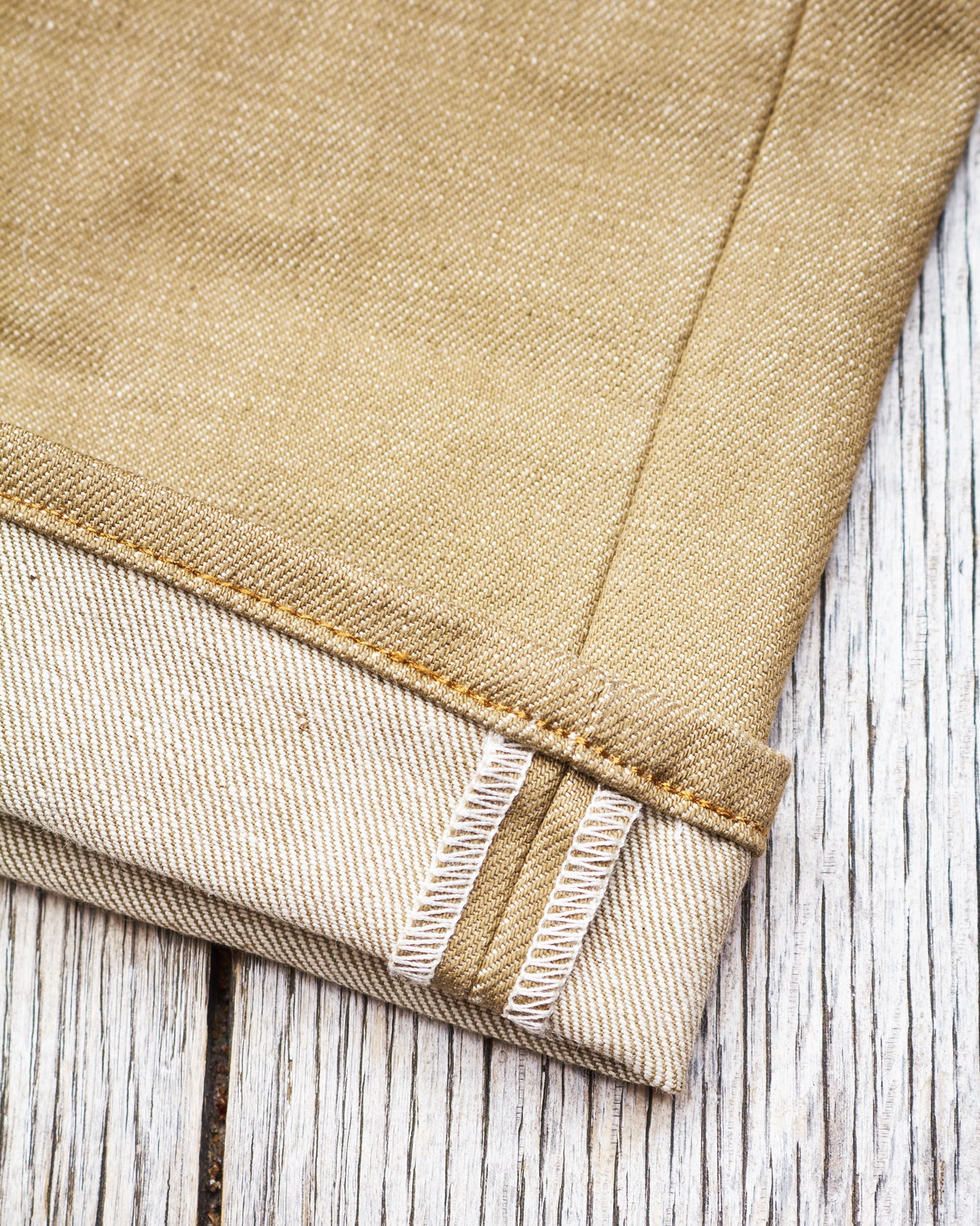 Indigofera Hawk Bootcut Jeans Spring Desert