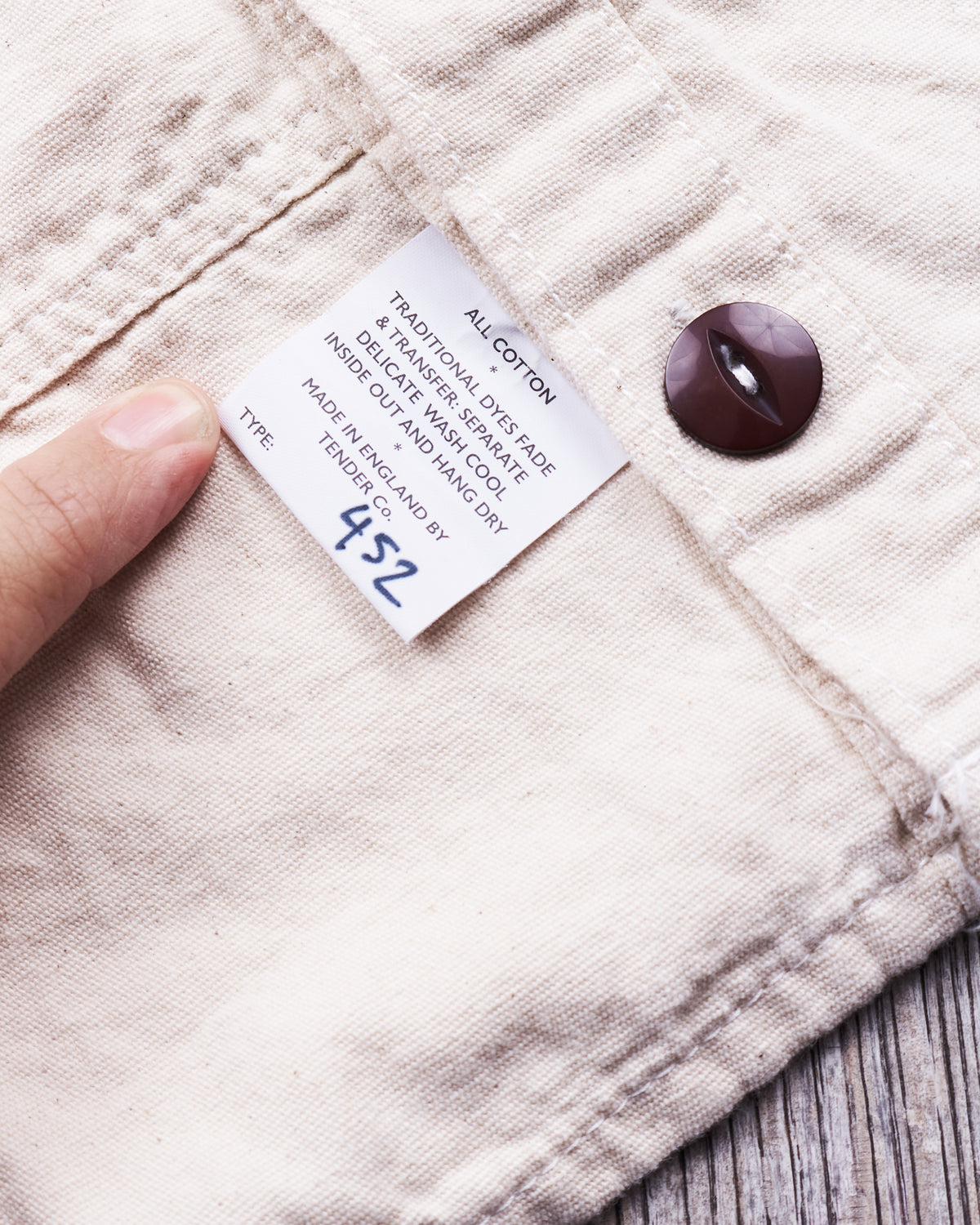 Tender 452 Bridge Pocket Square Tail Shirt Rinsed Cotton Casement