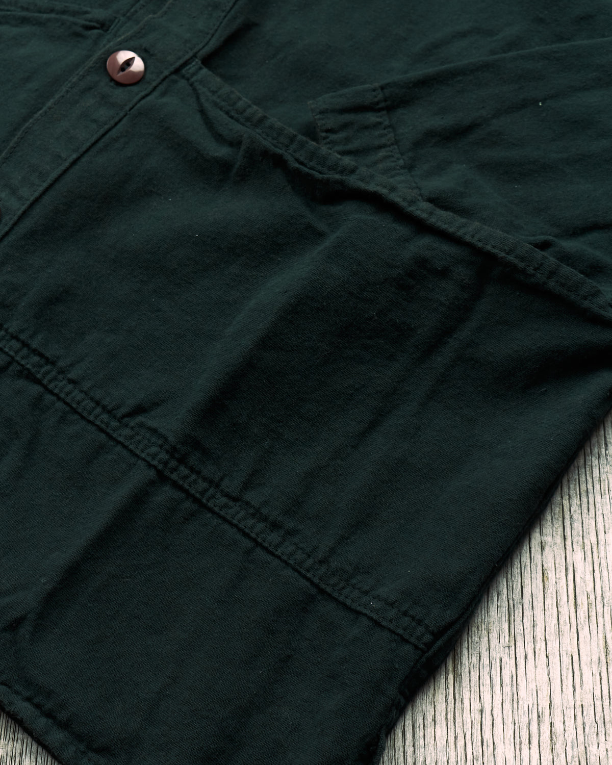 Tender 452 Bridge Pocket Square Tail Shirt Hadal Green