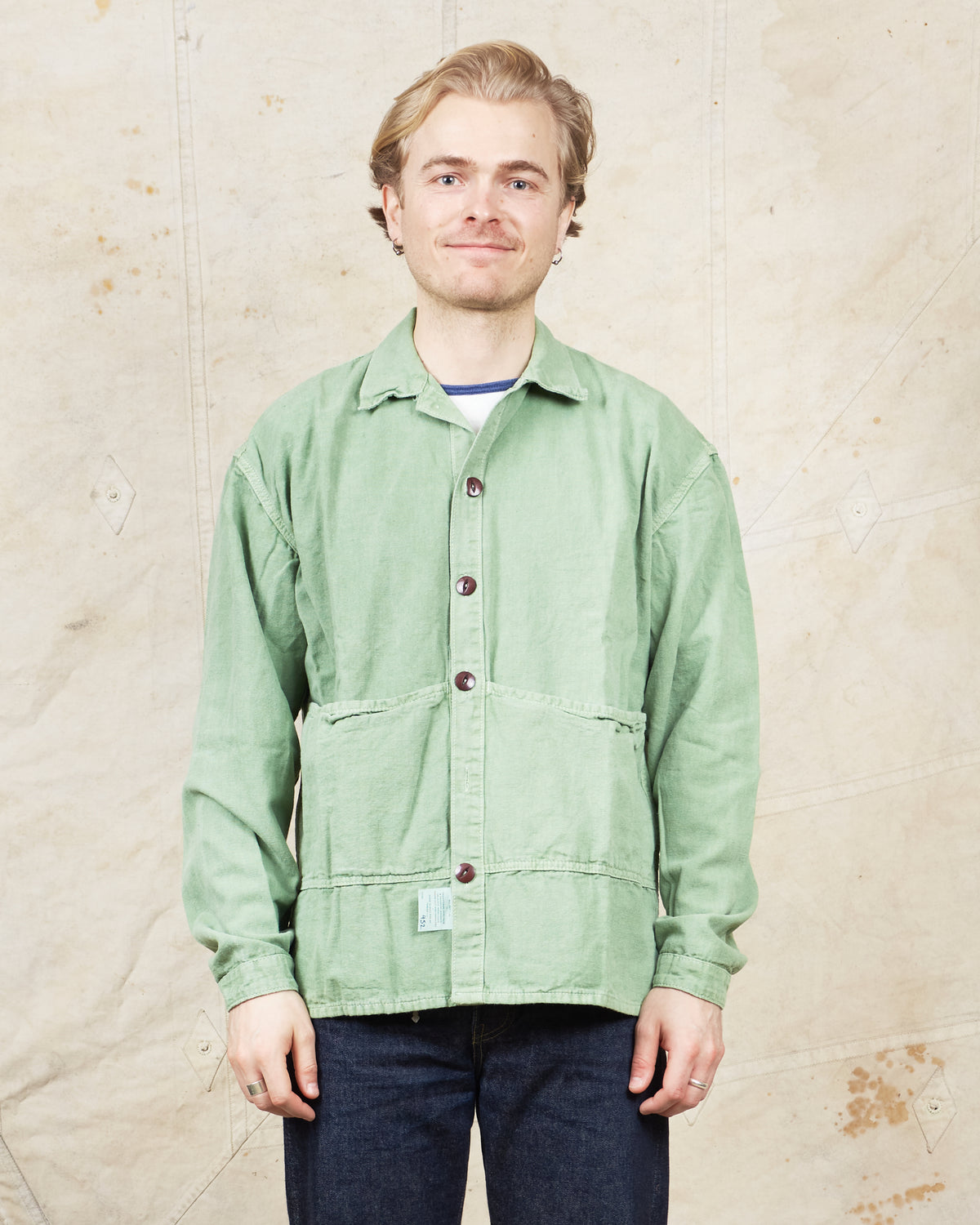 Tender 452 Bridge Pocket Square Tail Shirt Chlorophyll Dyed