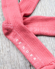 Tender Wool Rib Socks Cochineal Dyed