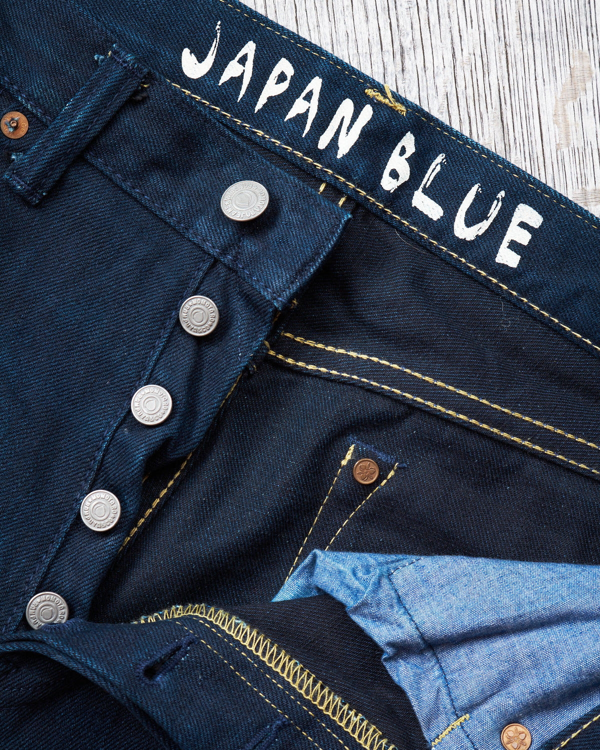 Second Hand Momotaro Deep Dark Blue Slim Straight Cotton Denim W32