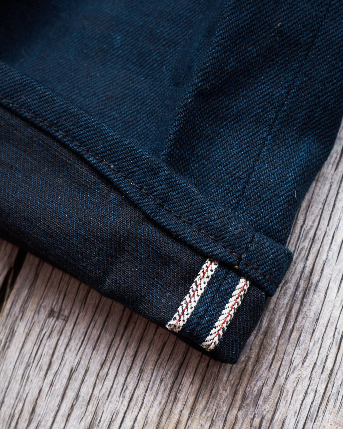 Second Hand Momotaro Deep Dark Blue Slim Straight Cotton Denim W32