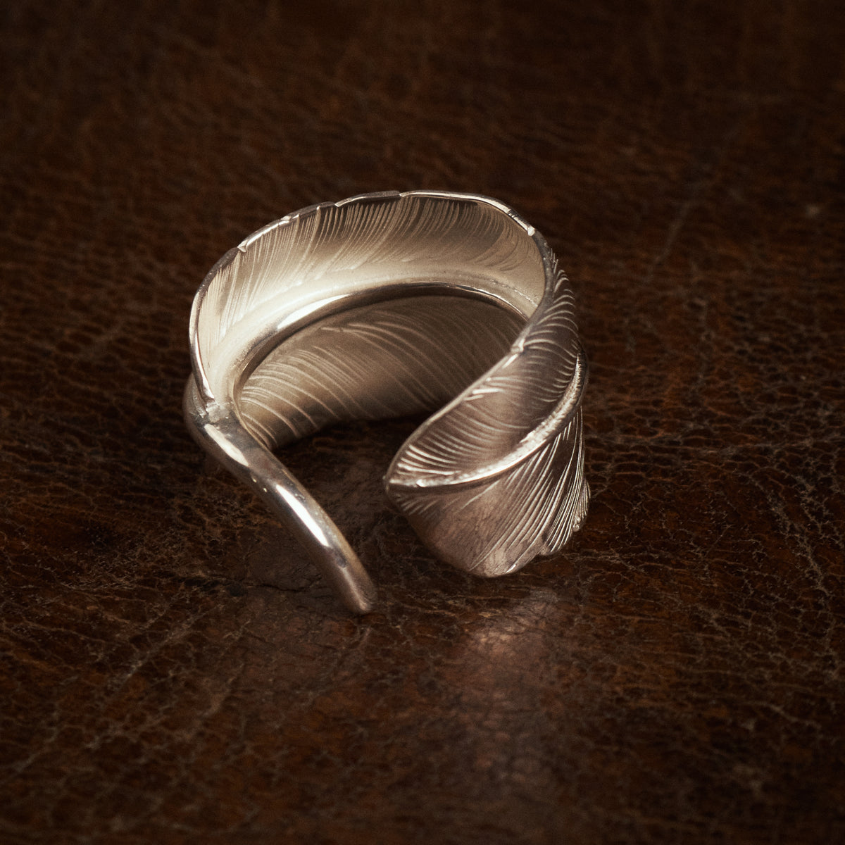Larry Smith Feather Ring EFRG-0003
