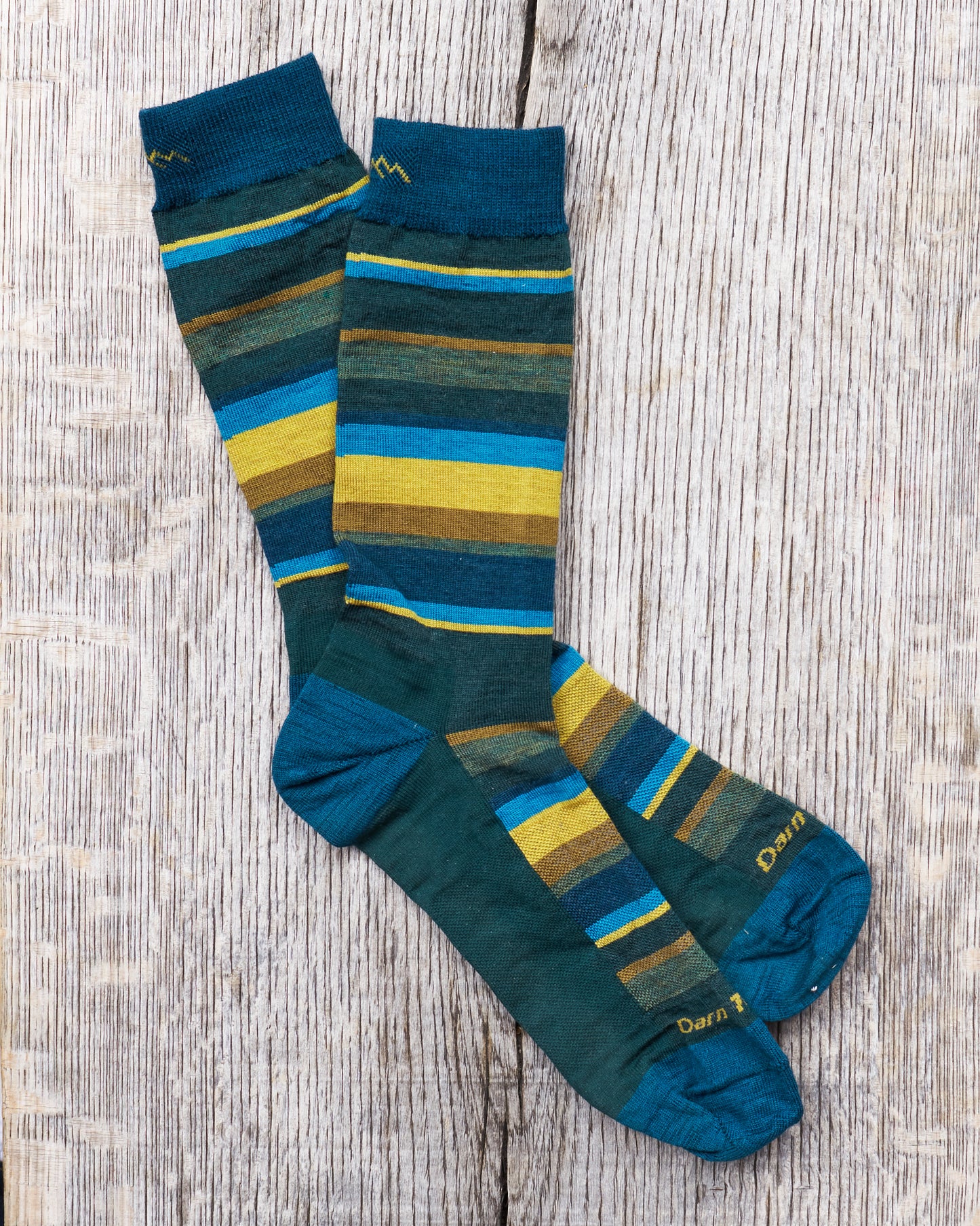 Darn Tough 6090 Bottle Merino Wool Lifestyle Druid Crew Lightweight Socks