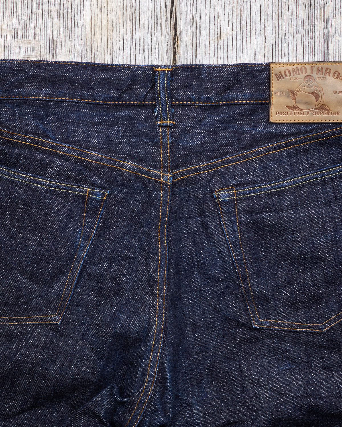 Second Hand Momotaro Lot 0605-82 Natural Tapered 16oz Texture Denim W36