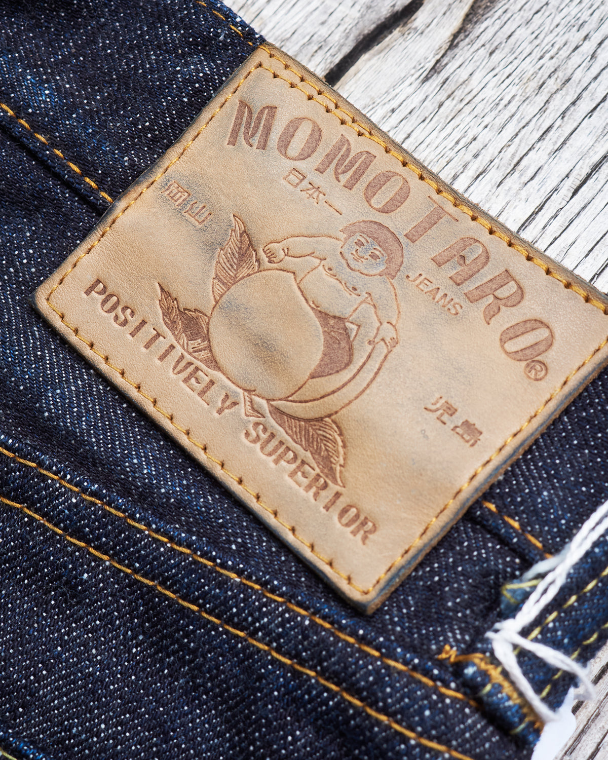 Second Hand Momotaro Lot 0605-82 Natural Tapered 16oz Texture Denim W36