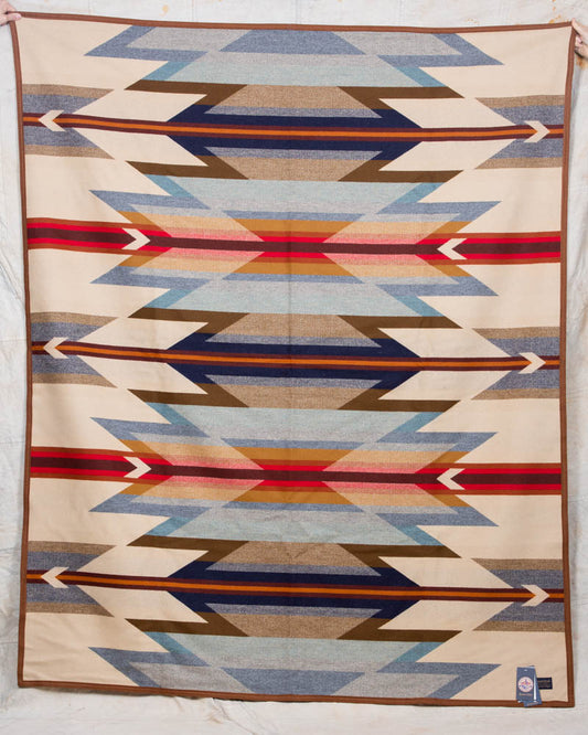Pendleton Wyeth Trail Jacquard Robe
