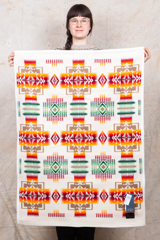 Pendleton Jacquard Muchacho Wool Blanket Chief Joseph Ivory